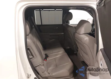 2014 Honda Pilot Touring z USA, uszkodzony, nr VIN 5FNYF4H94EB004511